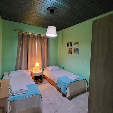 Villa Trifon By Rentalspro Services -Nea Potidea Halkidiki Eksteriør billede