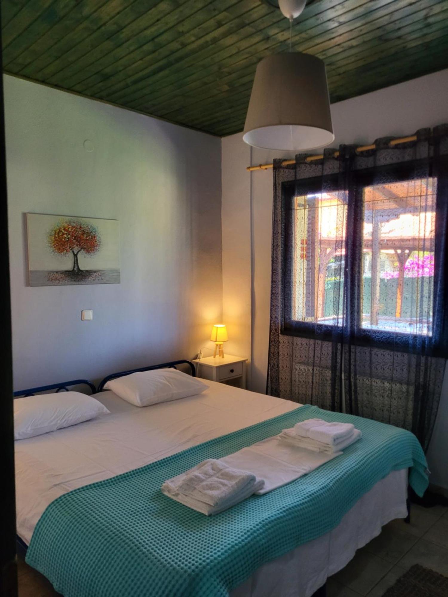 Villa Trifon By Rentalspro Services -Nea Potidea Halkidiki Eksteriør billede